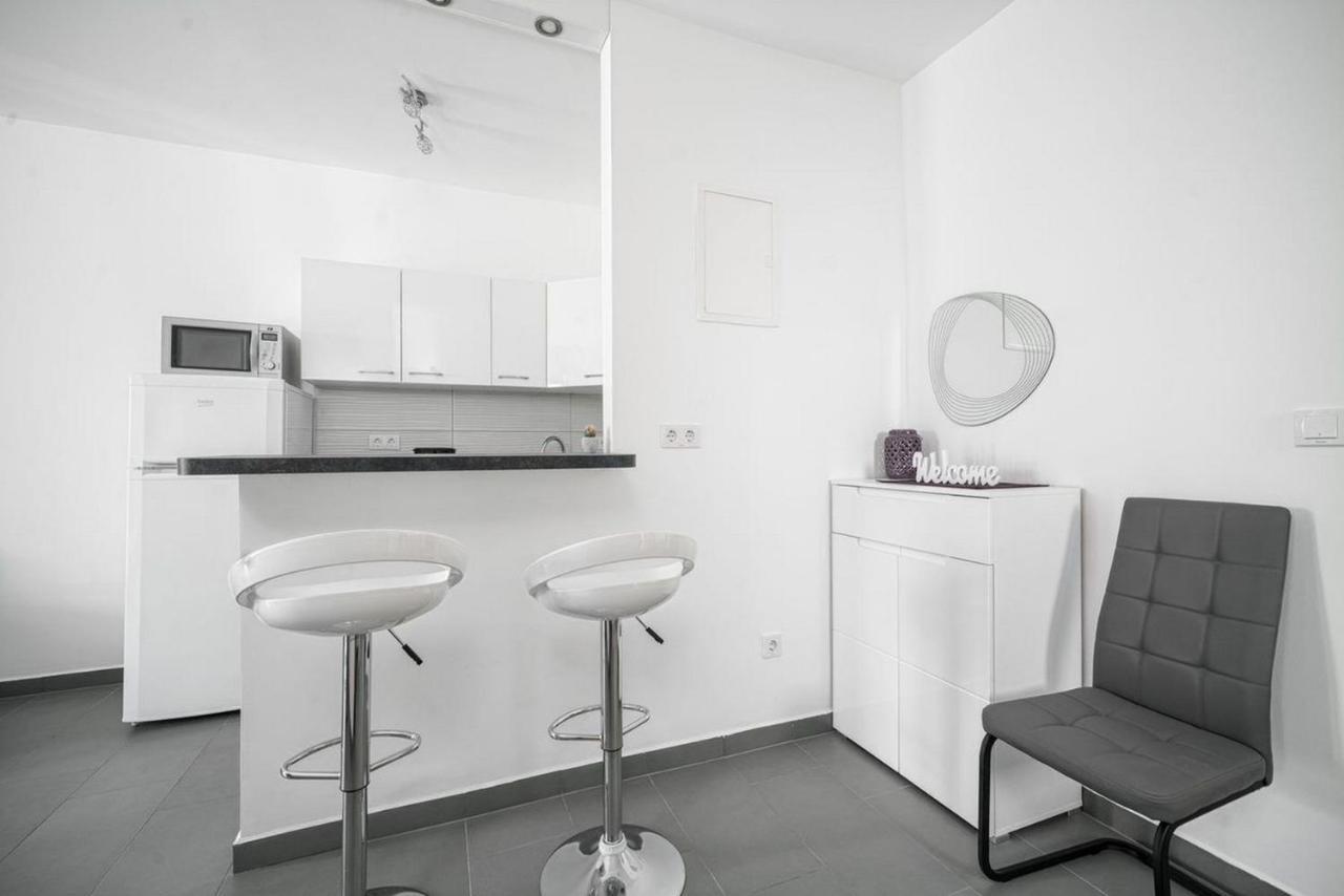 Apartments Blata Vodice