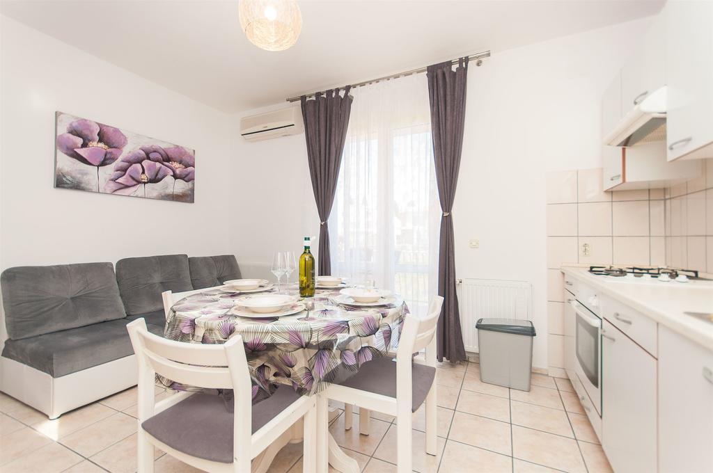 Apartments Blata *