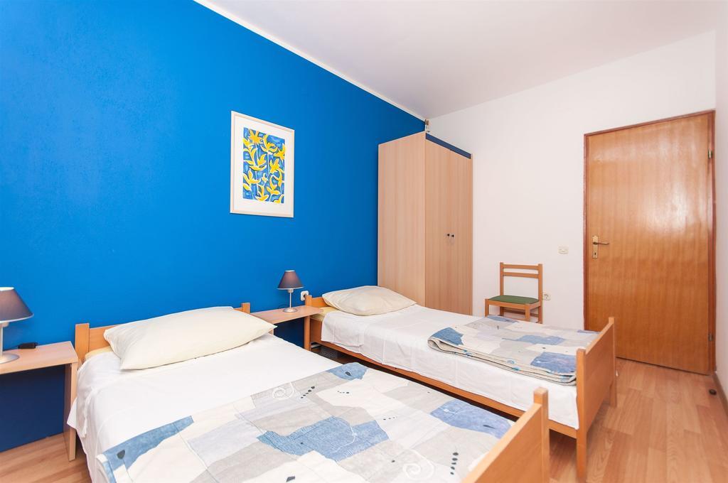 Apartment Apartments Blata Vodice